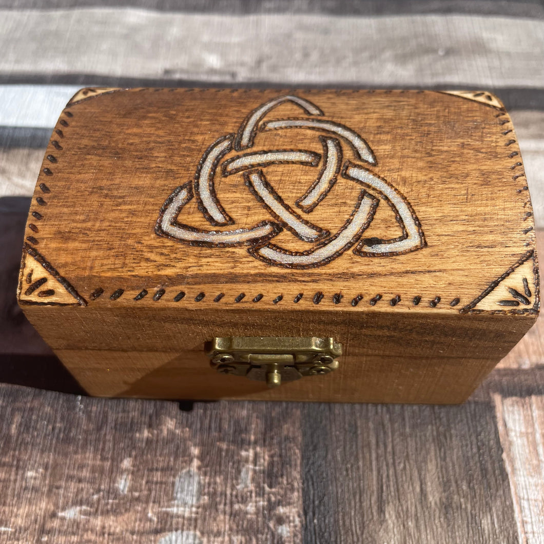 Wooden Box with Triquetra Design | Pyrography |Woodburning