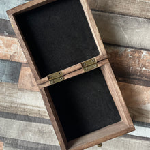 Load image into Gallery viewer, D20 Dice Box, Woodburning | Pyrography | Dungeons and Dragons | Table top games accessories