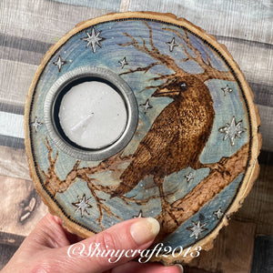 Tealight holder with Crow design